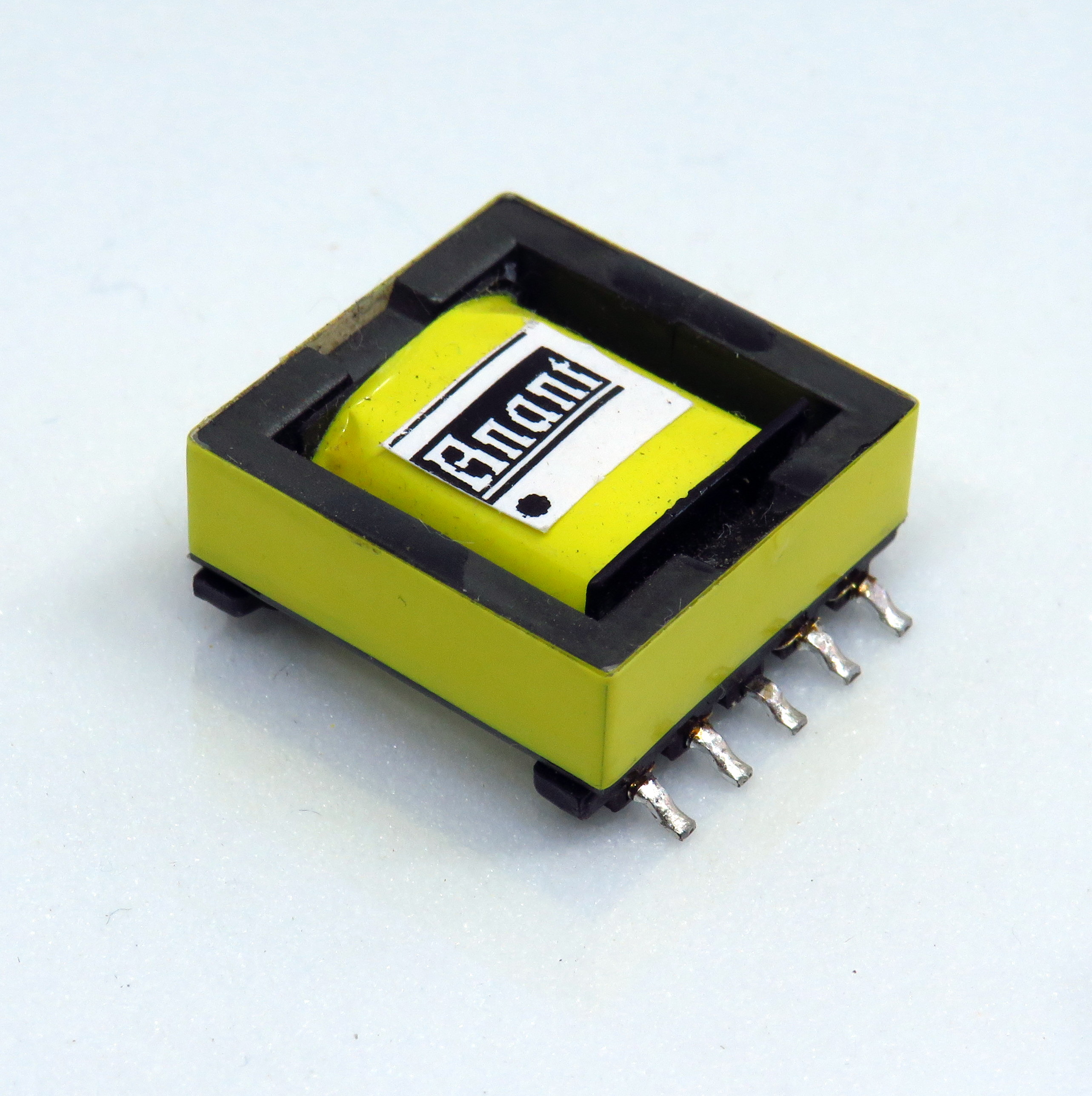 Transformer Ferrite Core EFD 20 (SMD)'