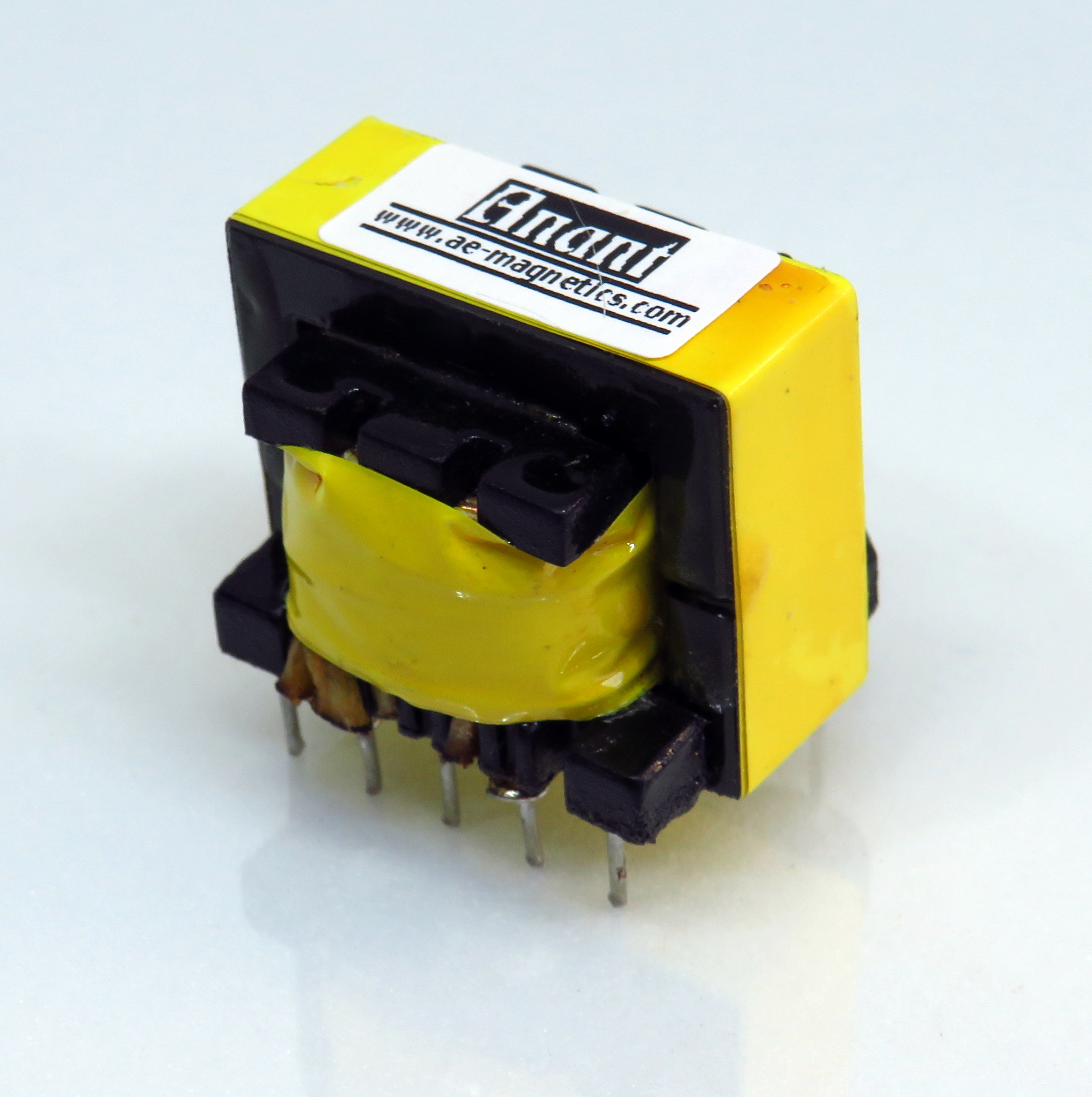 Transformer Ferrite Core E/EF 28'